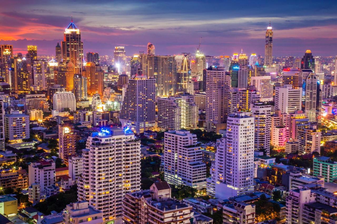 Column Bangkok Hotel Exterior photo