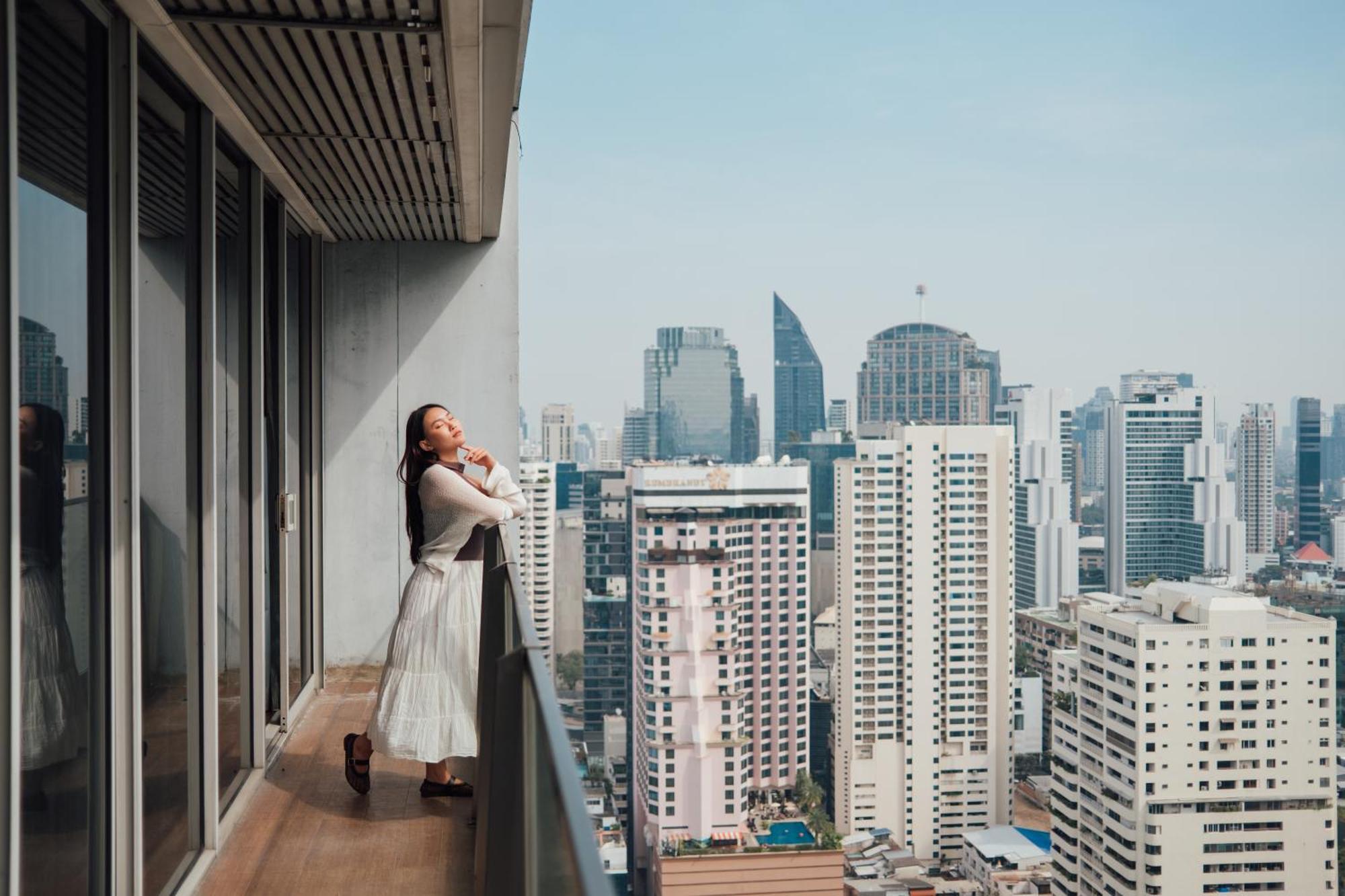 Column Bangkok Hotel Exterior photo
